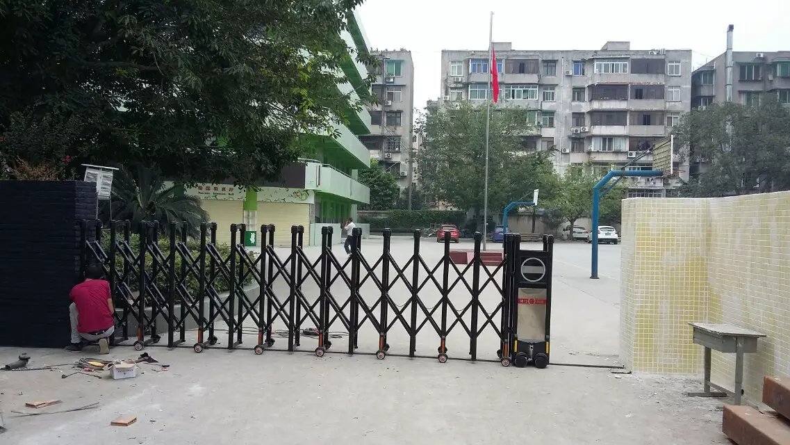 琼海琼海深圳市伸缩门